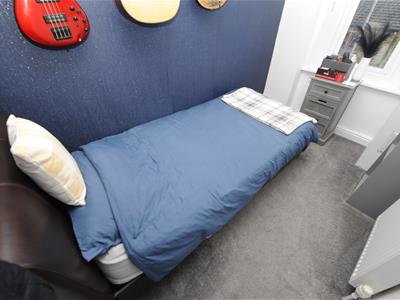 Picture 16
